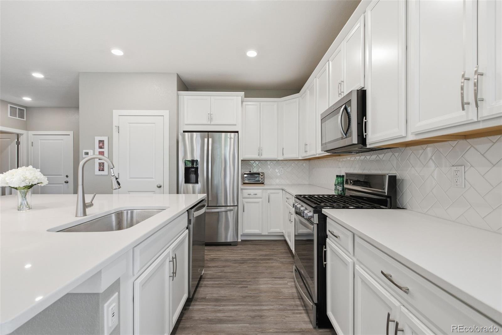 4312 Broken Hill Drive