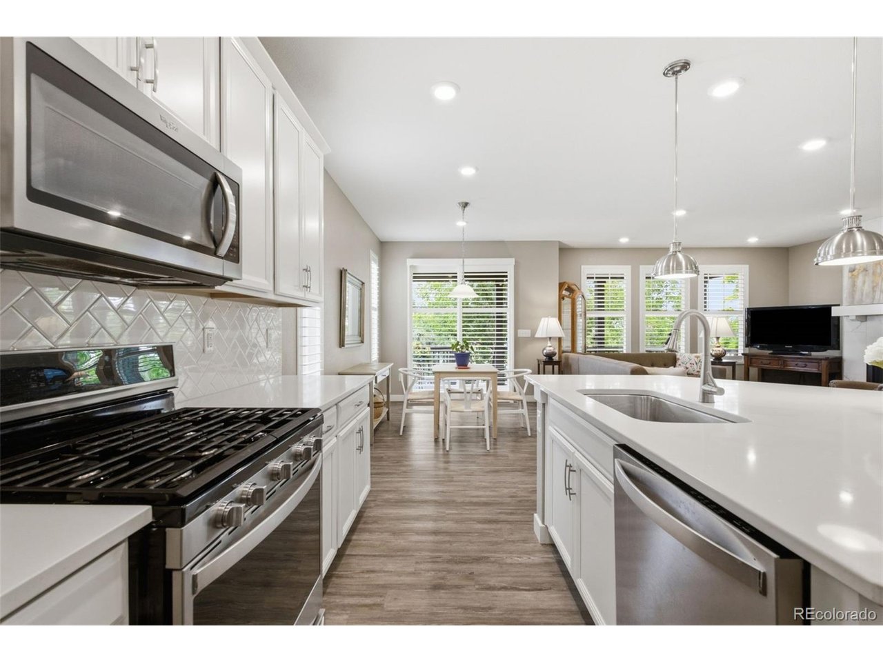 4312 Broken Hill Dr