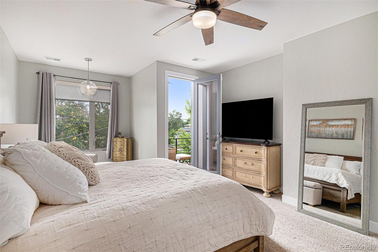 2801 S Bannock Street