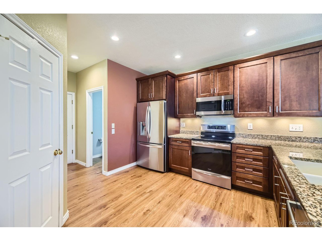 4551 S Tabor Ct