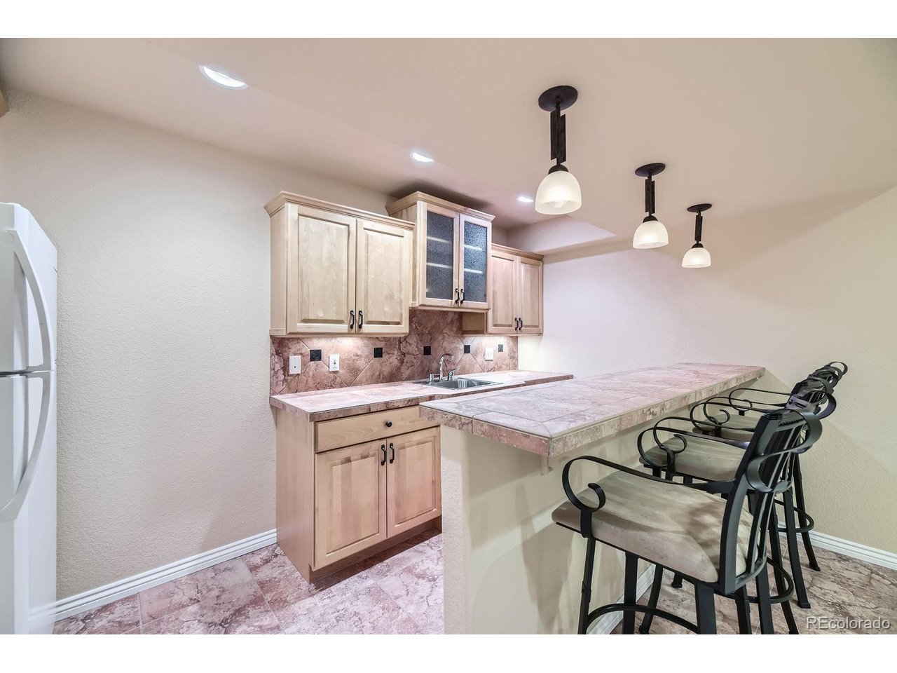 4551 S Tabor Ct