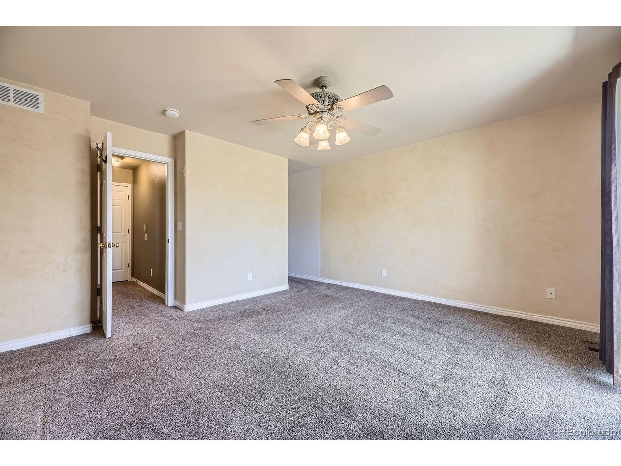 4551 S Tabor Ct