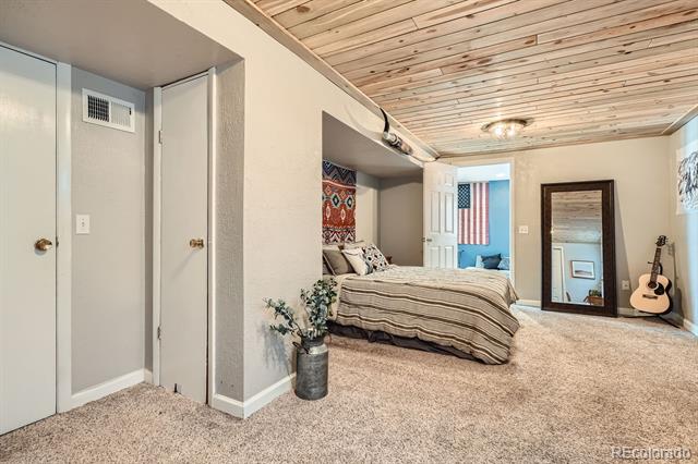 4876 S Pagosa Circle