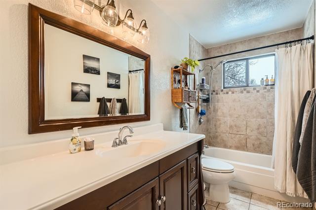 4876 S Pagosa Circle