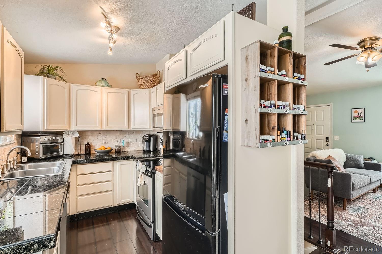 4876 S Pagosa Circle