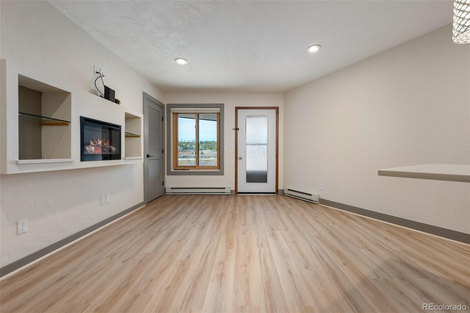105 County Road 4421 Unit: 24