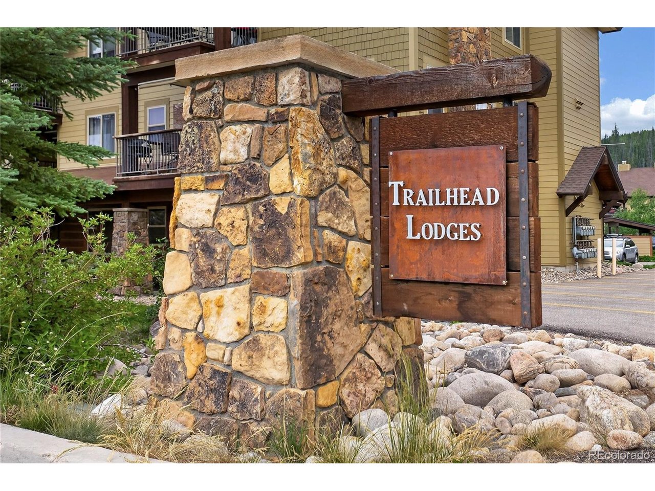 701 Trailhead Cir 721