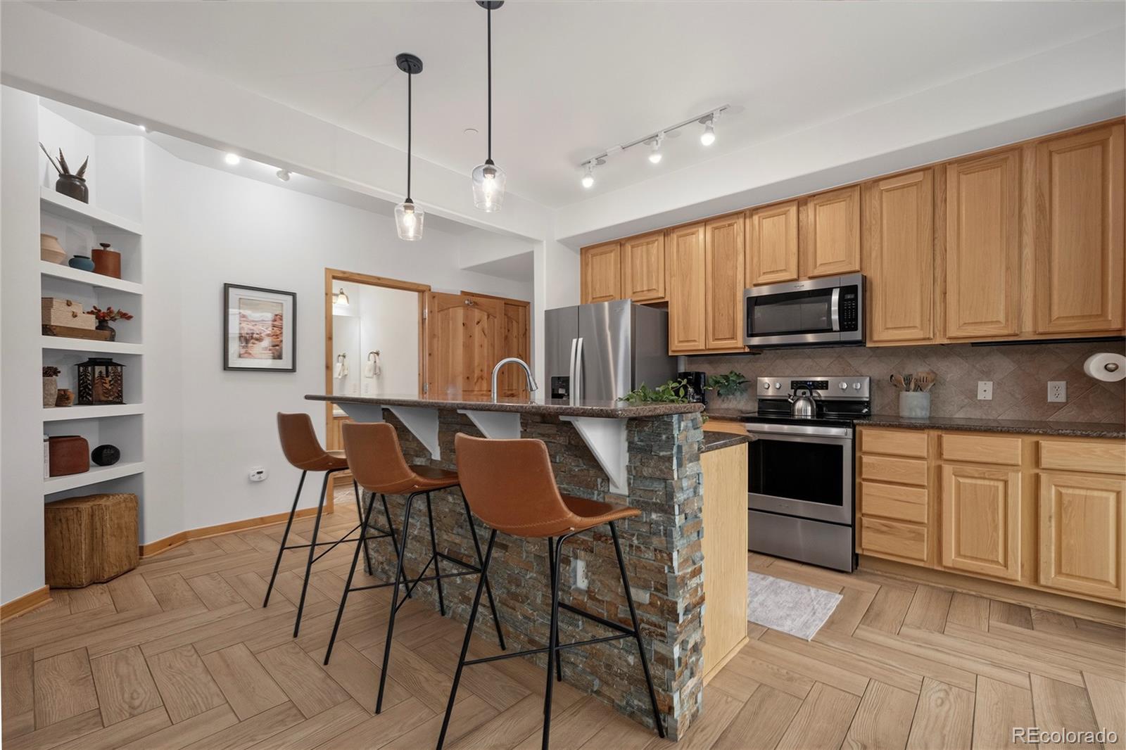 701 Trailhead Circle Unit: 721