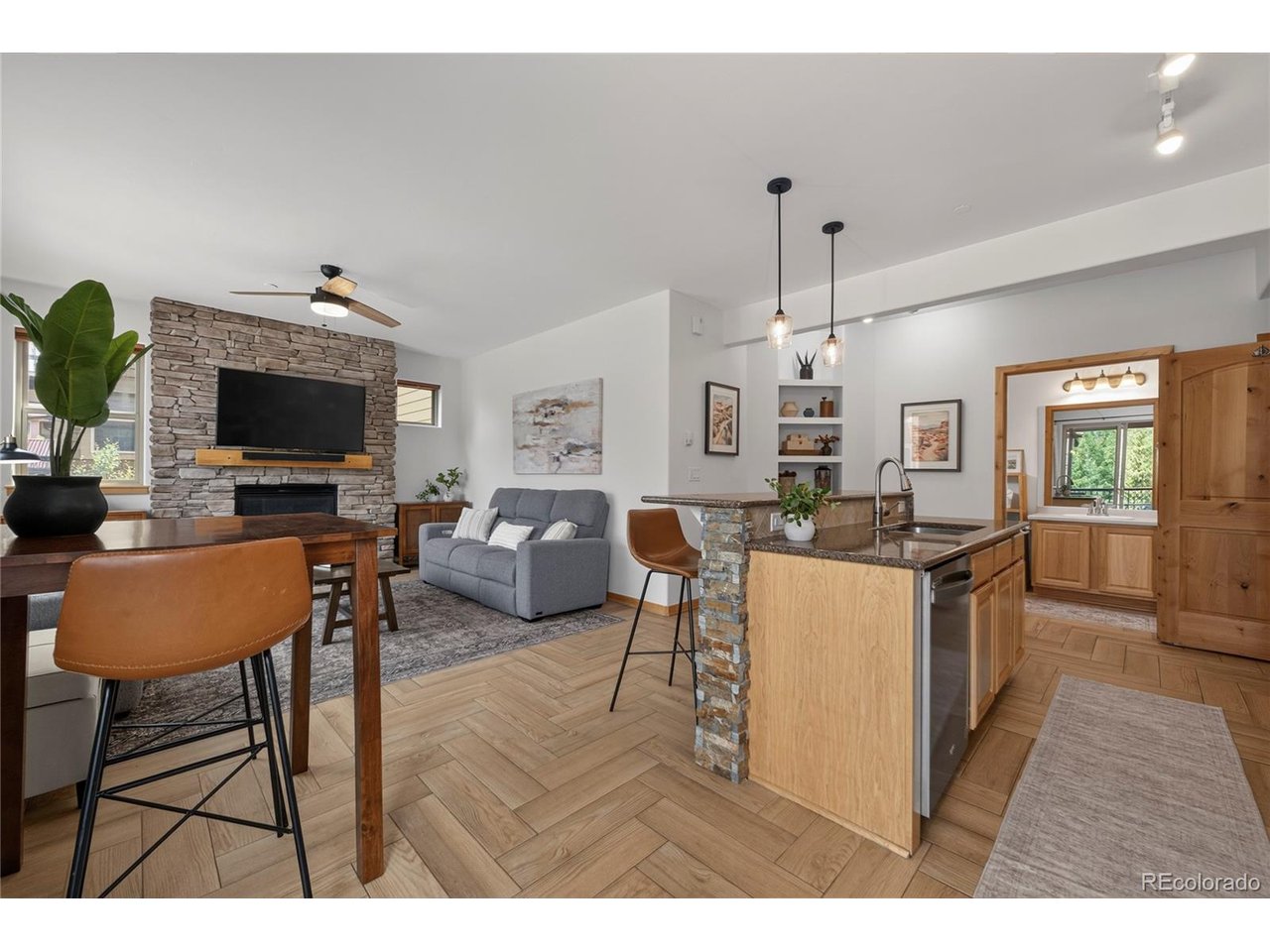 701 Trailhead Cir 721