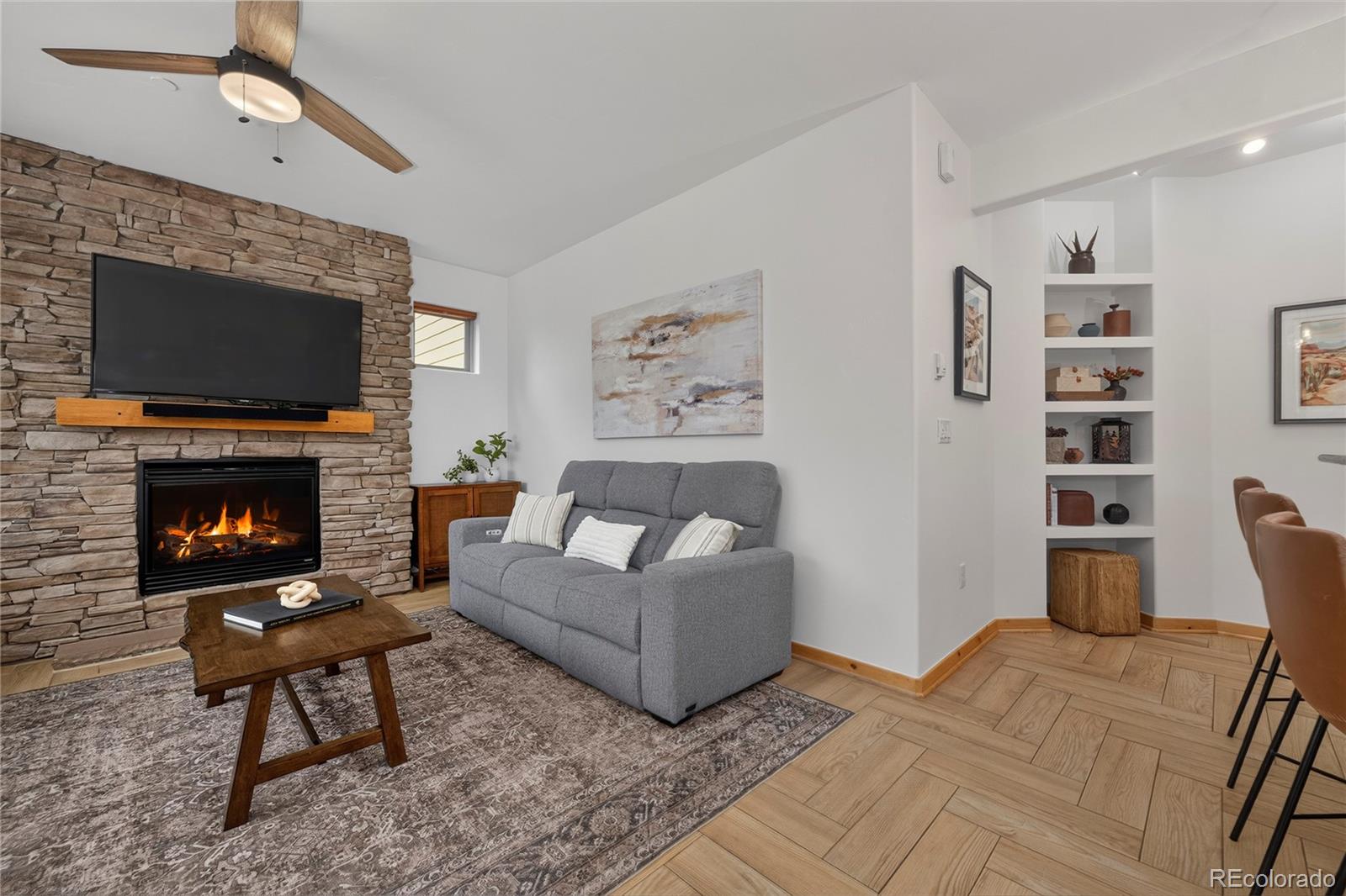 701 Trailhead Circle Unit: 721