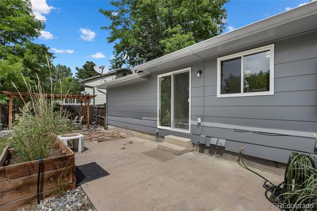 8537 W Floyd Avenue