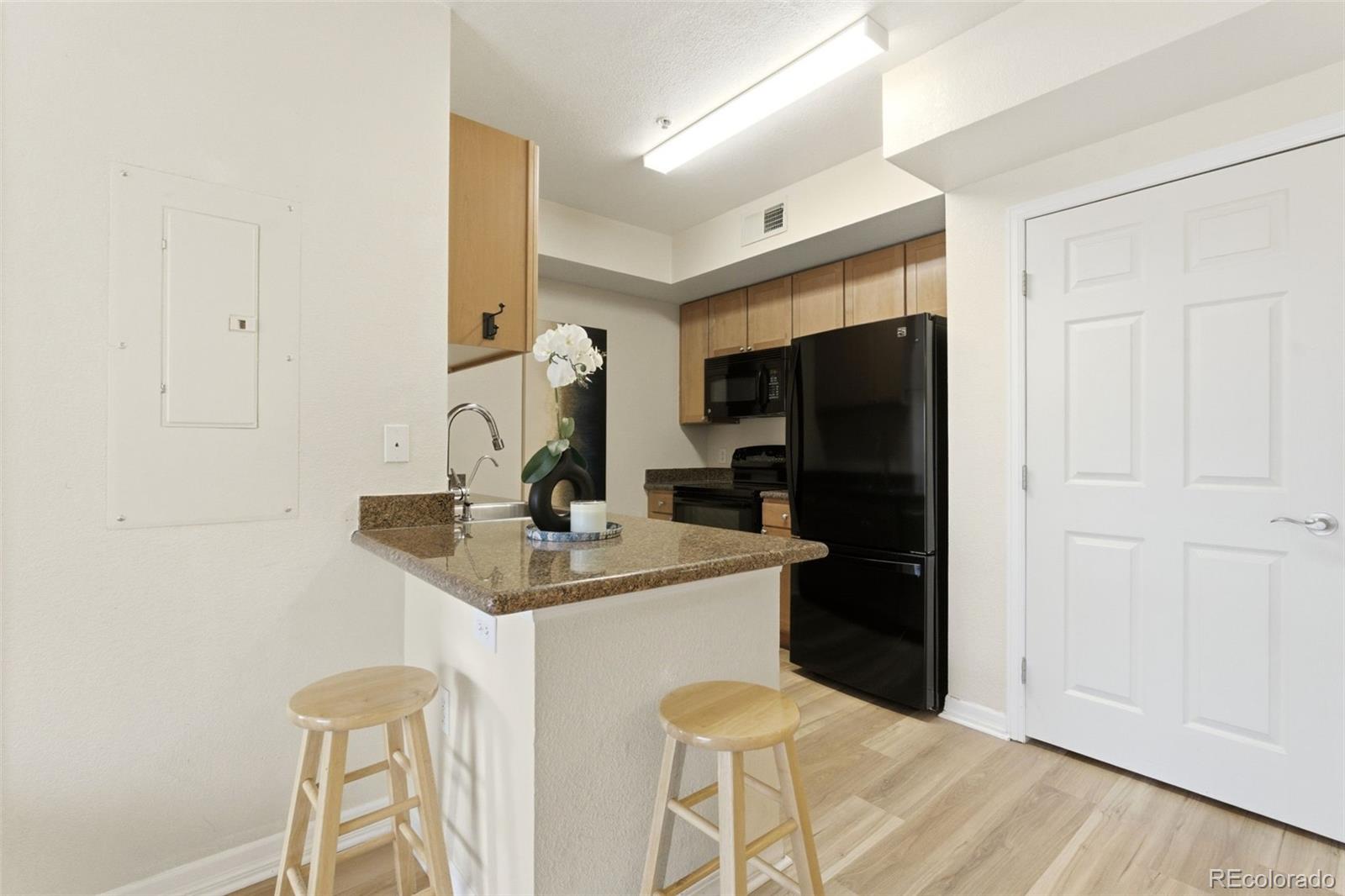 1623 Saint Paul Street Unit: 405