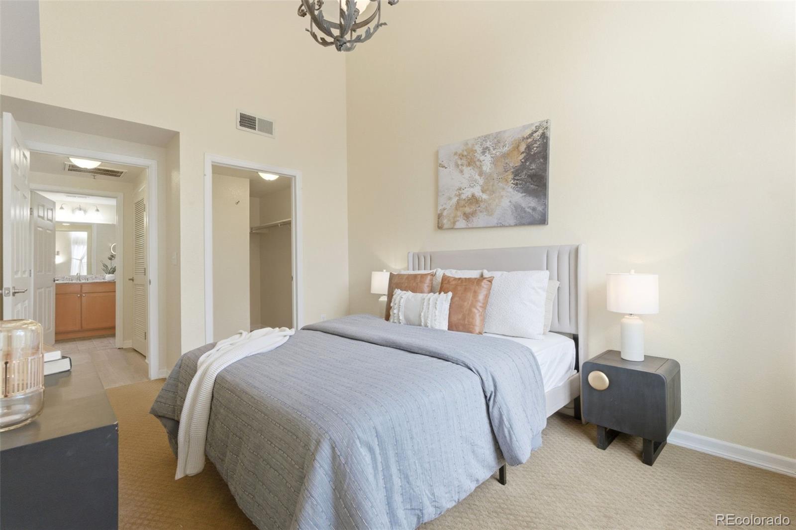 1623 Saint Paul Street Unit: 405