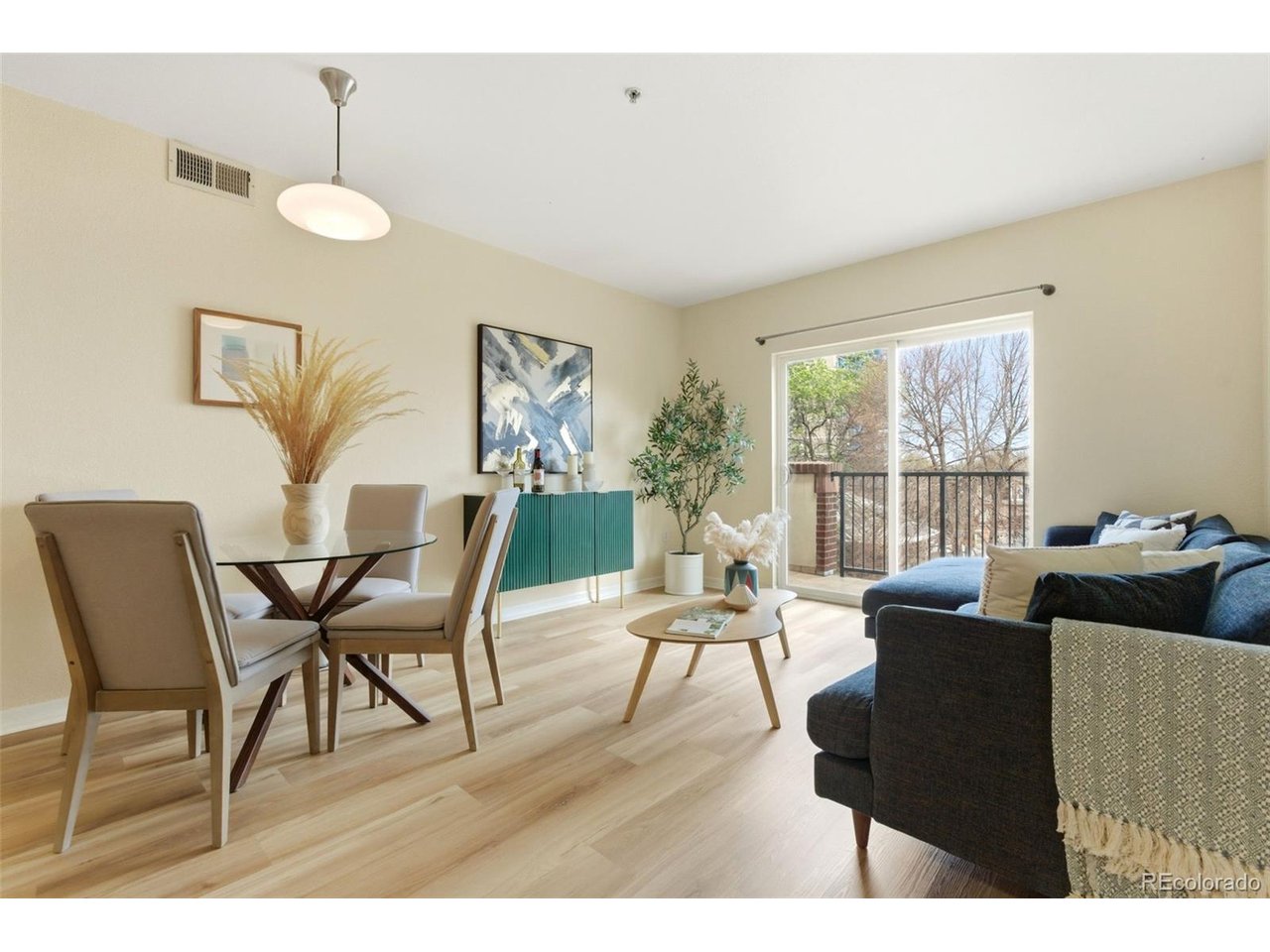 1623 Saint Paul St 405