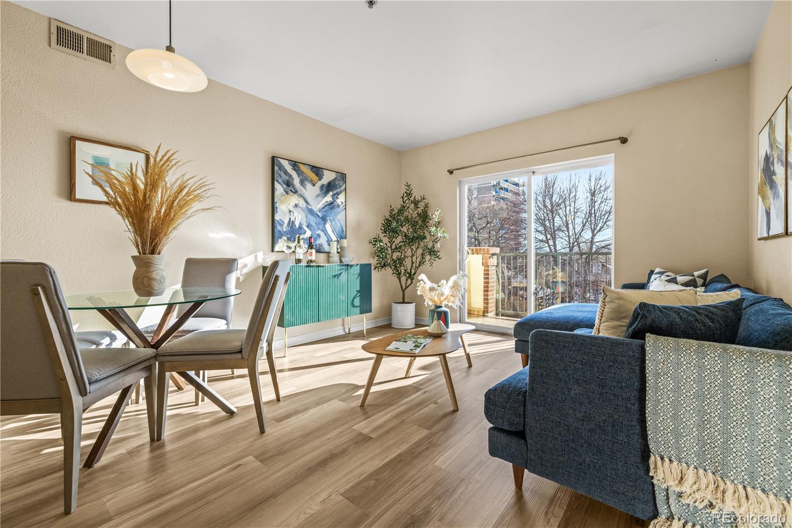 1623 Saint Paul Street Unit: 405