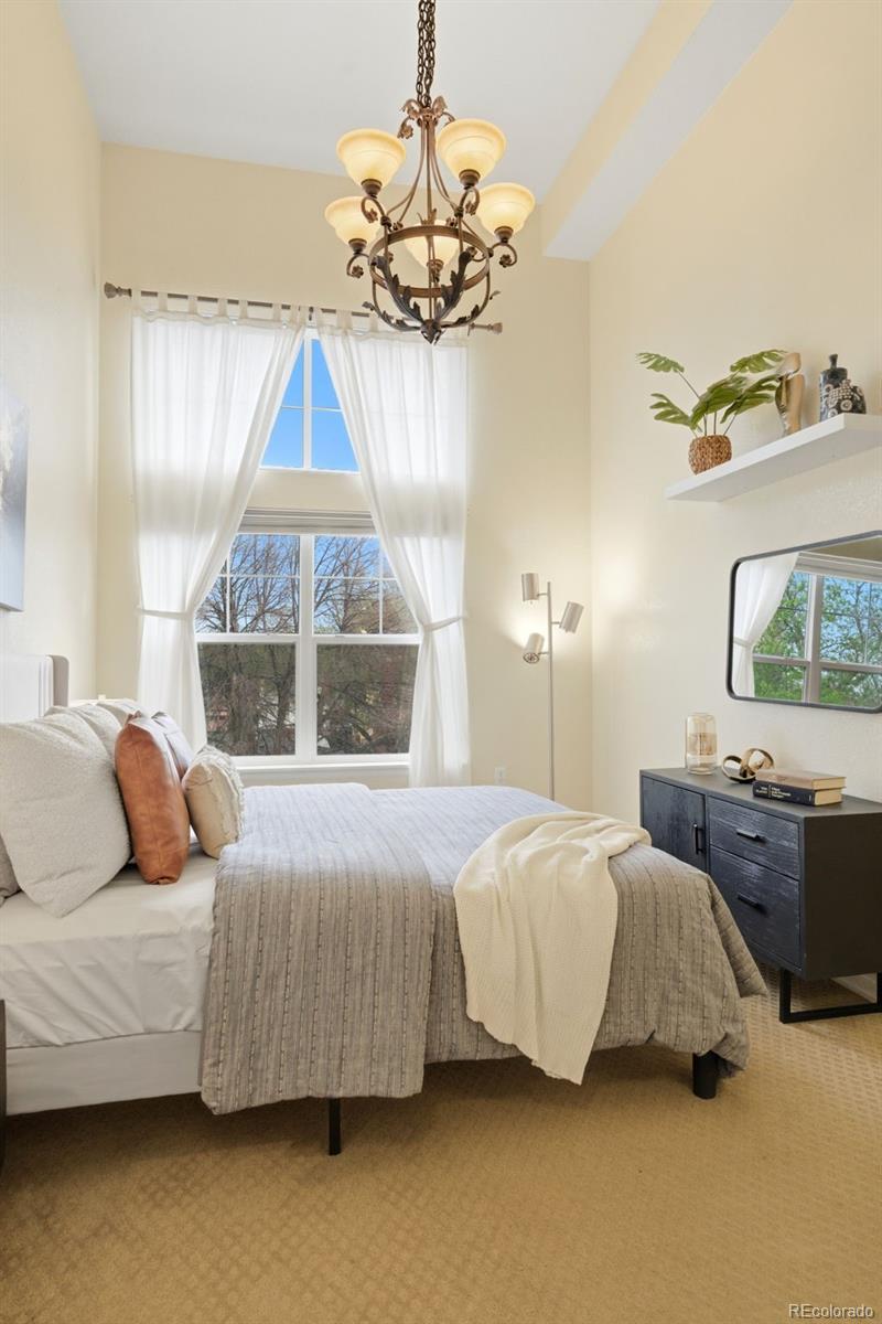 1623 Saint Paul Street Unit: 405