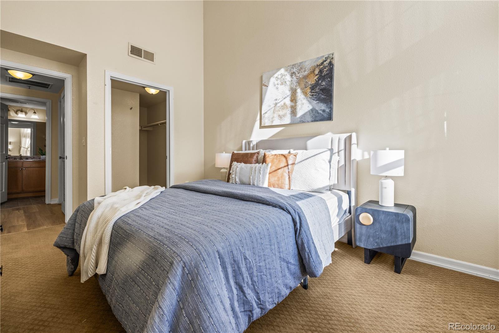 1623 Saint Paul Street Unit: 405