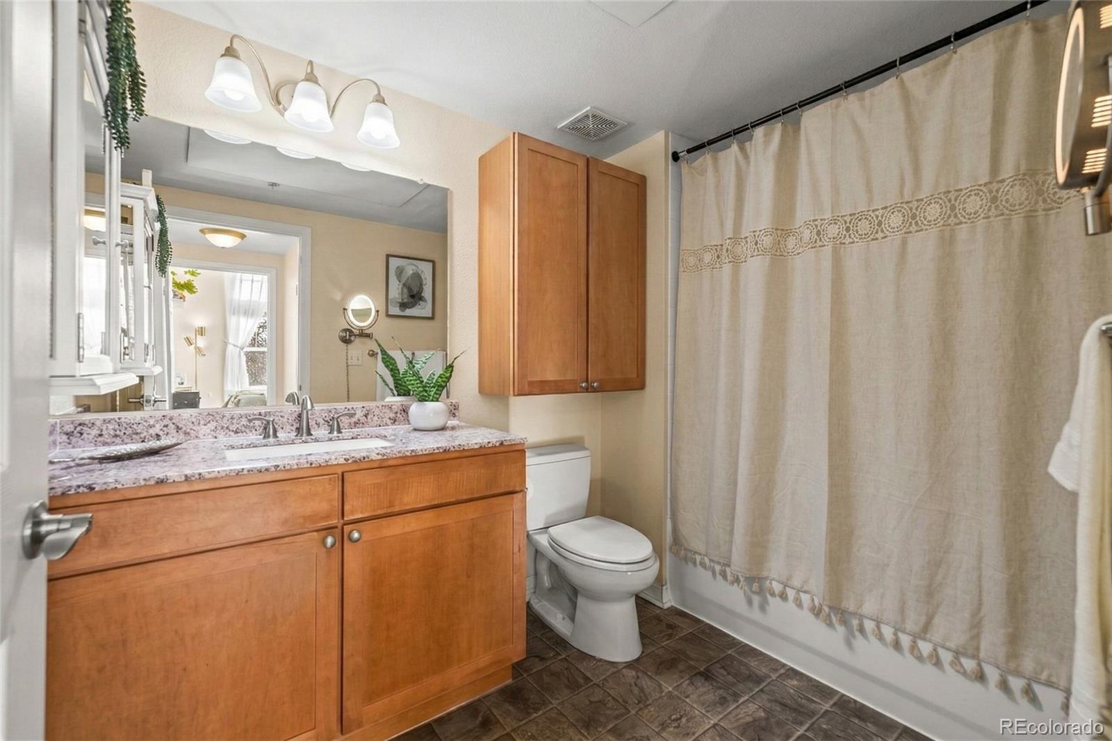 1623 Saint Paul Street Unit: 405