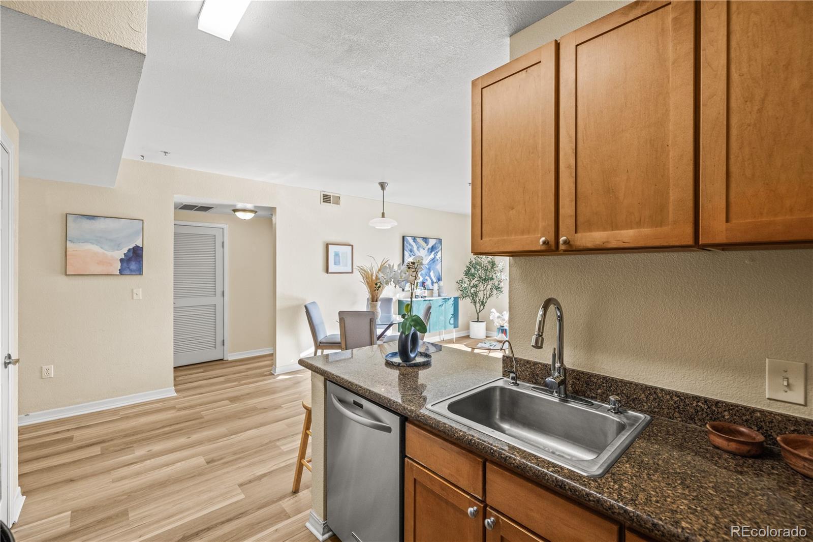 1623 Saint Paul Street Unit: 405