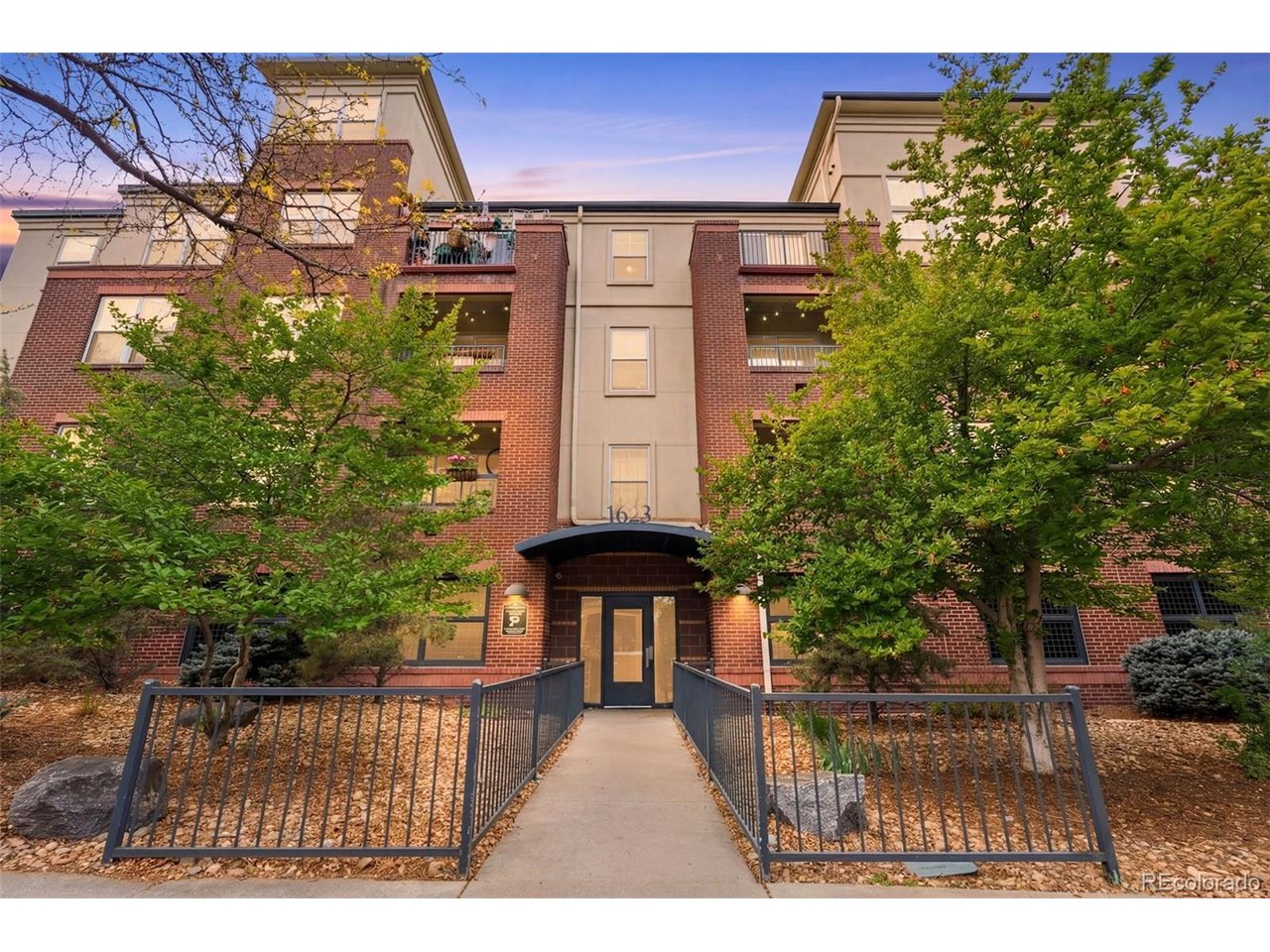 1623 Saint Paul St 405