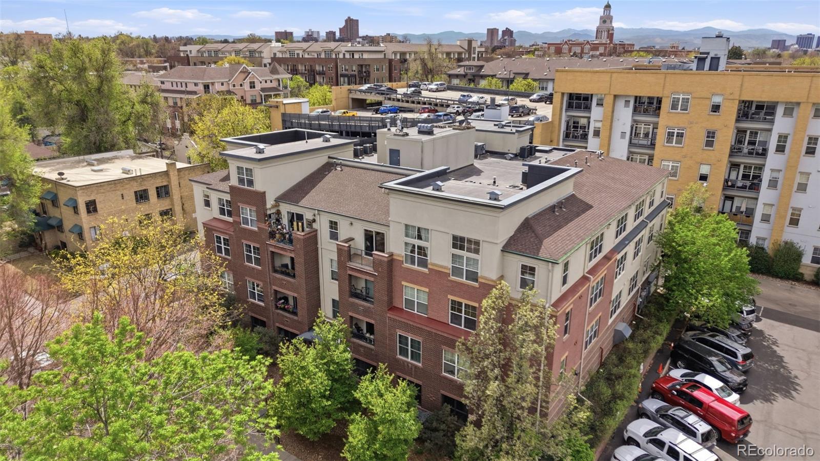 1623 Saint Paul Street Unit: 405