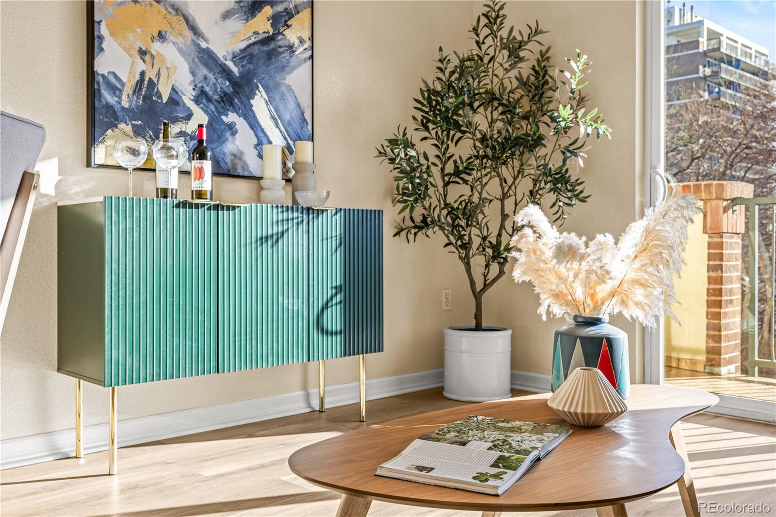 1623 Saint Paul Street Unit: 405