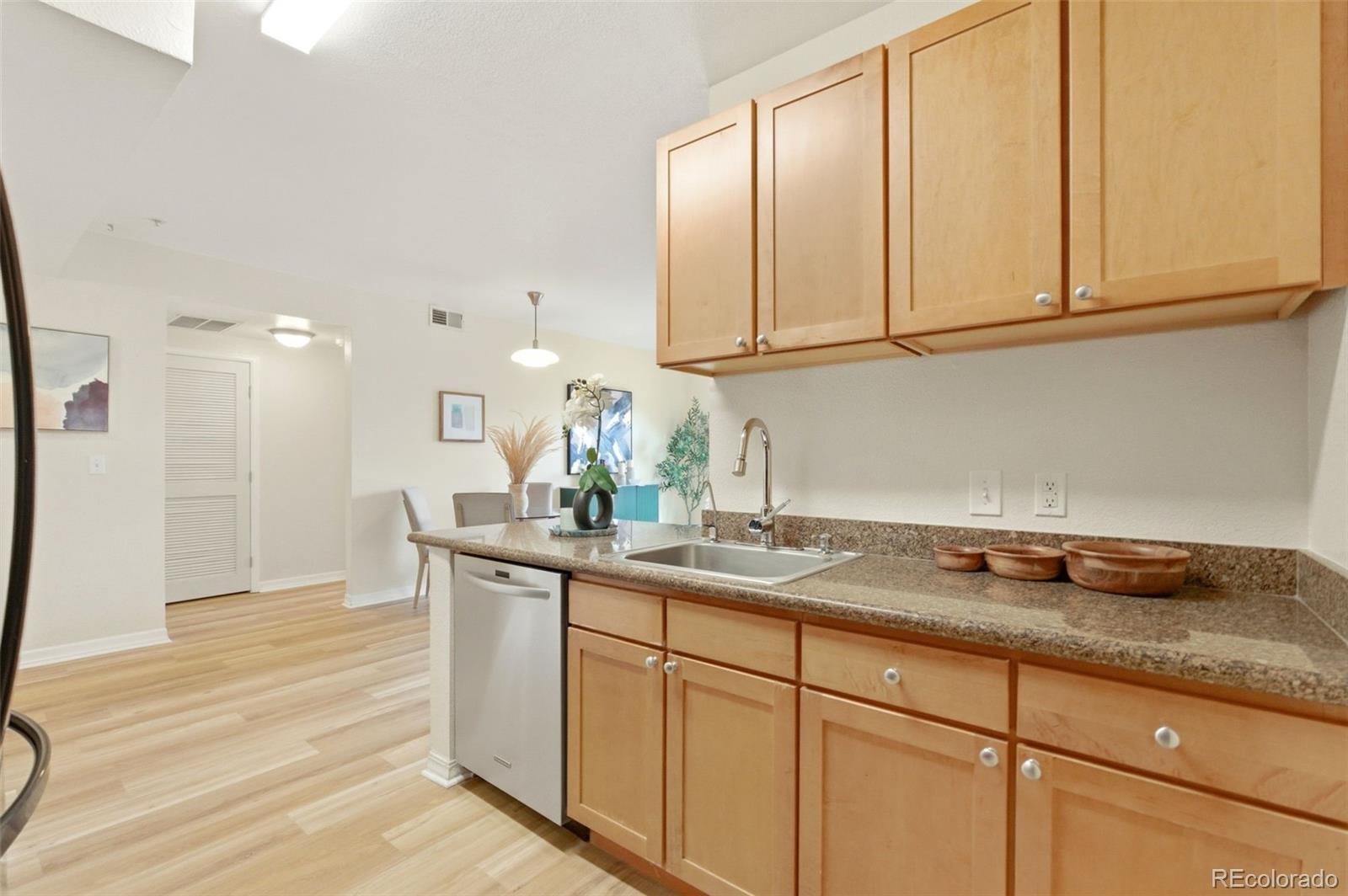 1623 Saint Paul Street Unit: 405