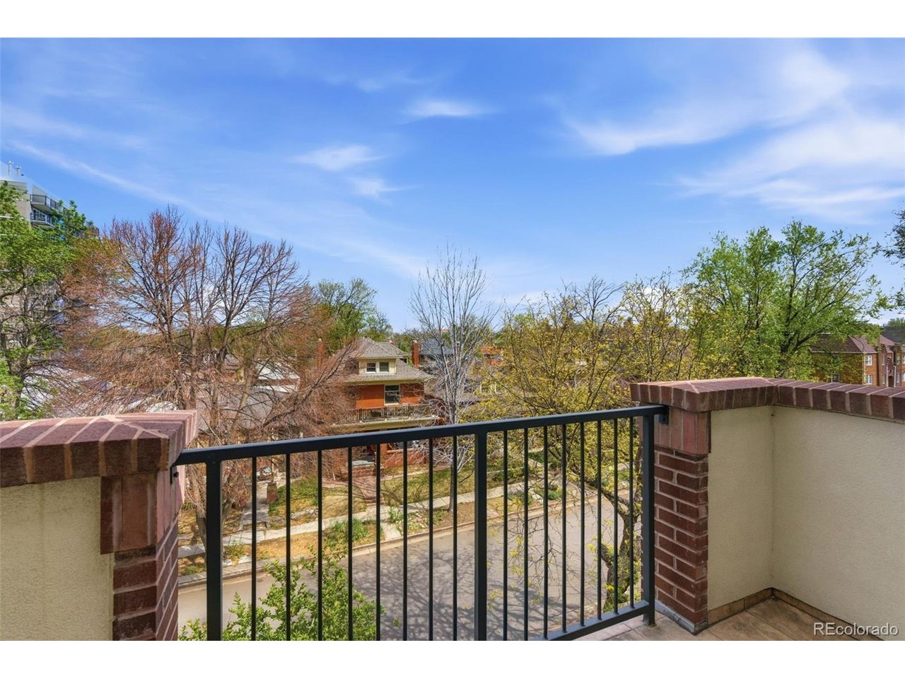 1623 Saint Paul St 405