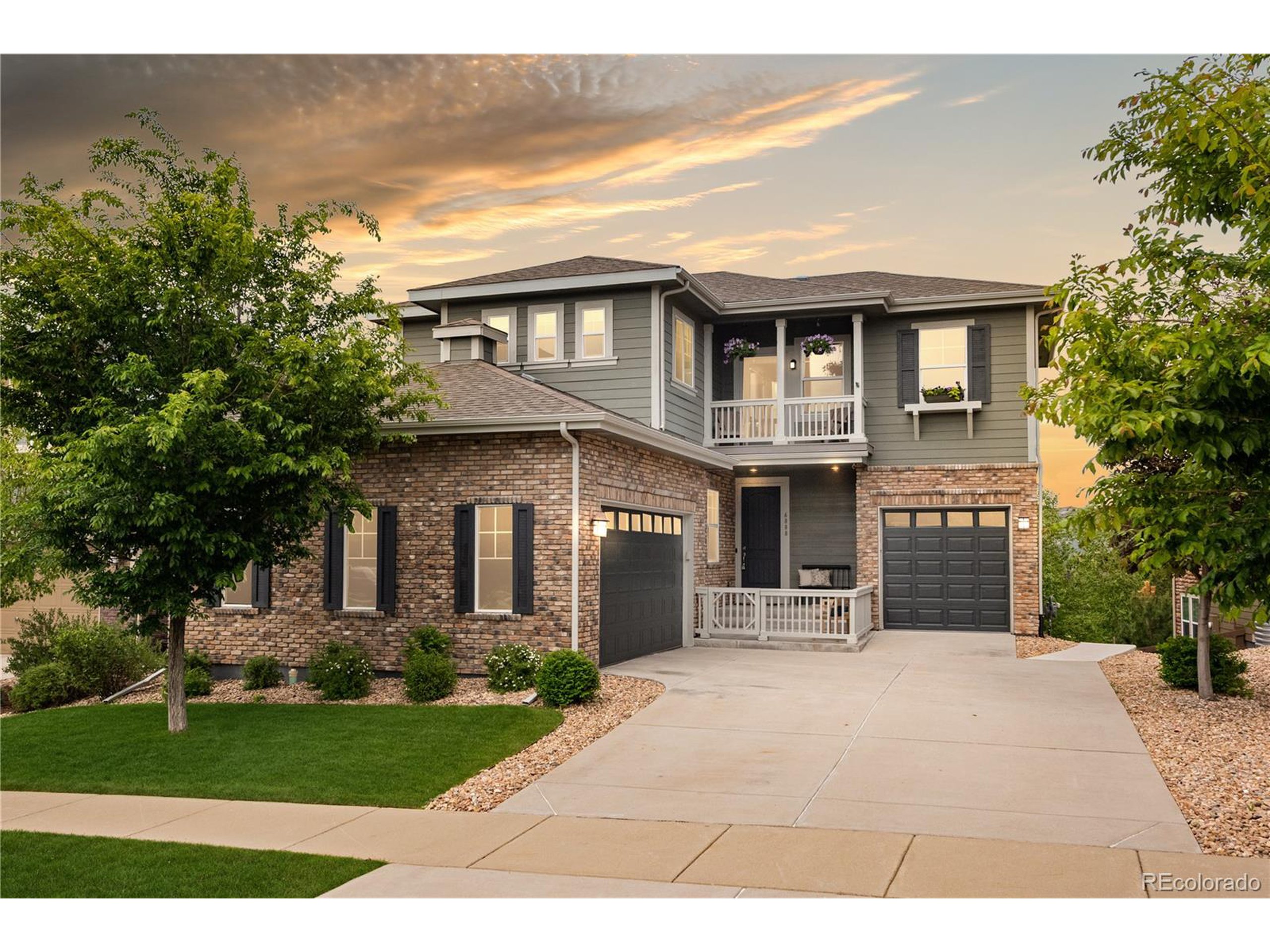 6888 S Riverwood Way