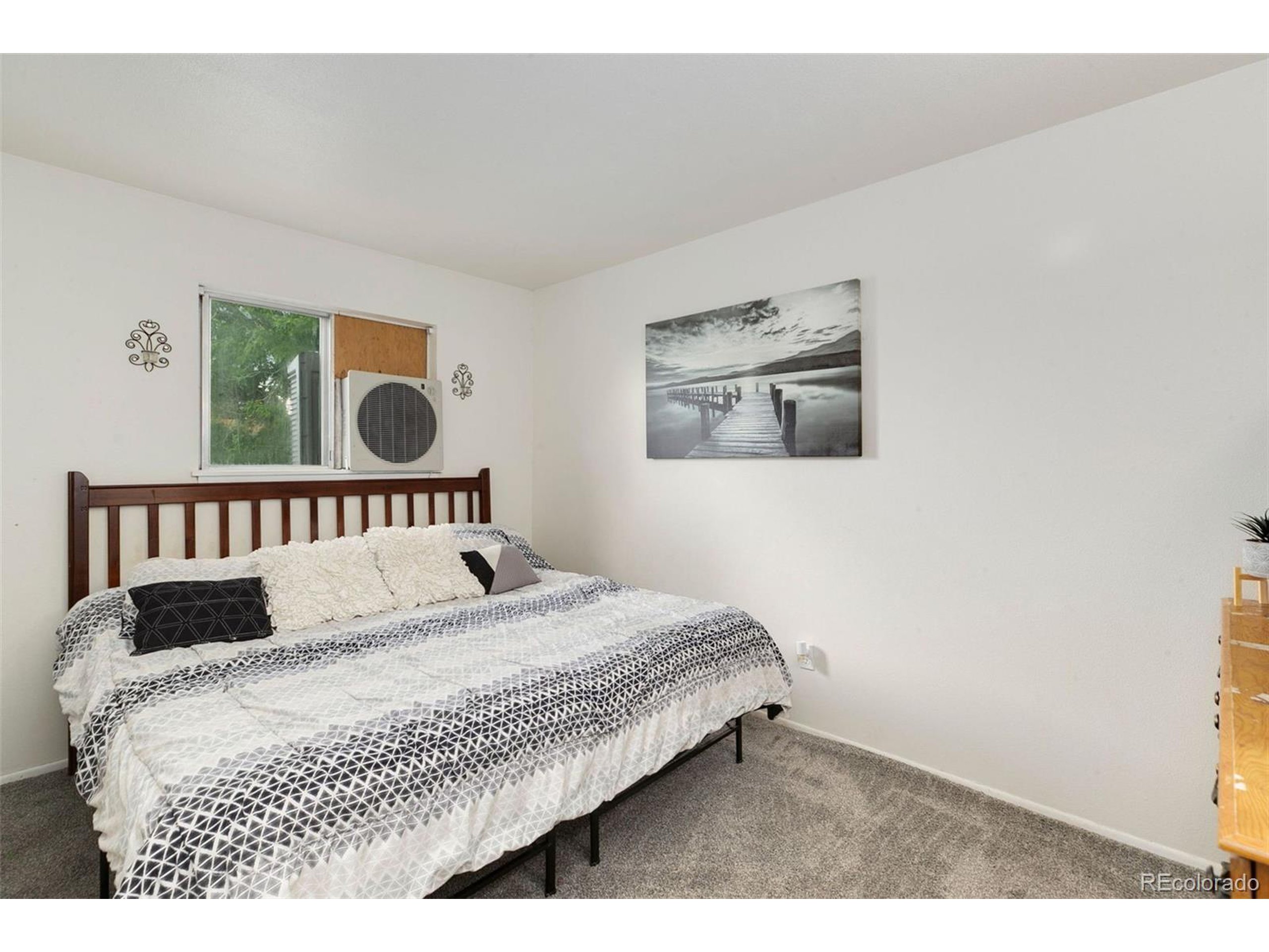 1489 Coronado Pkwy N