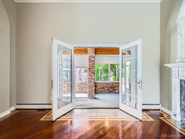 3810 Urban Street