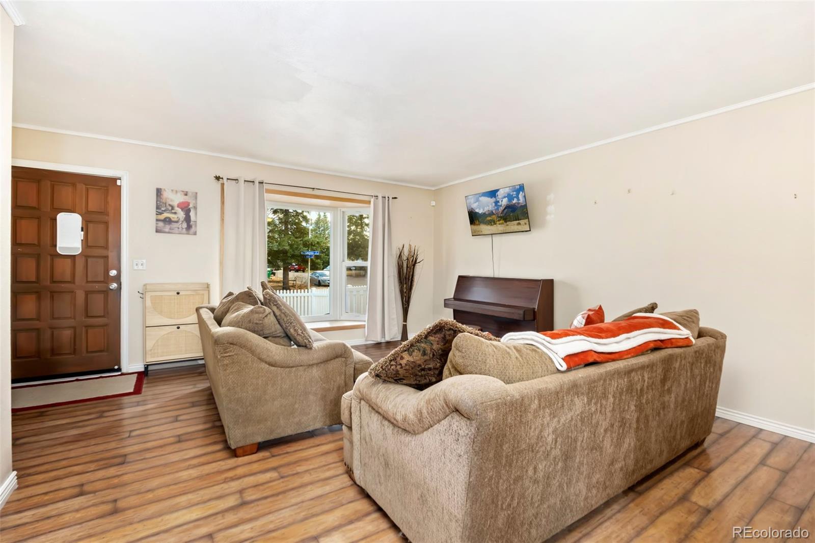 9383 W Columbia Place