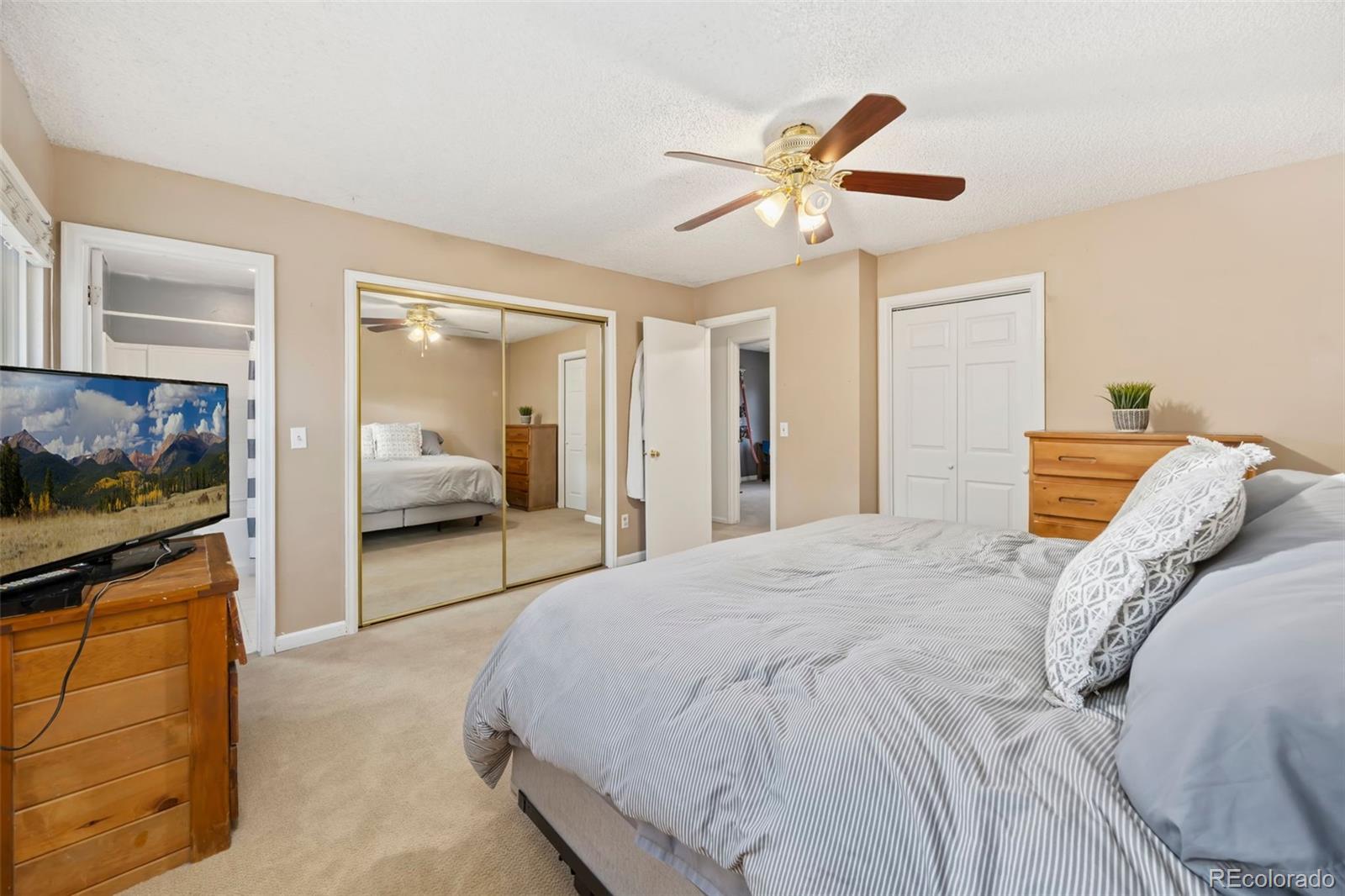 9383 W Columbia Place