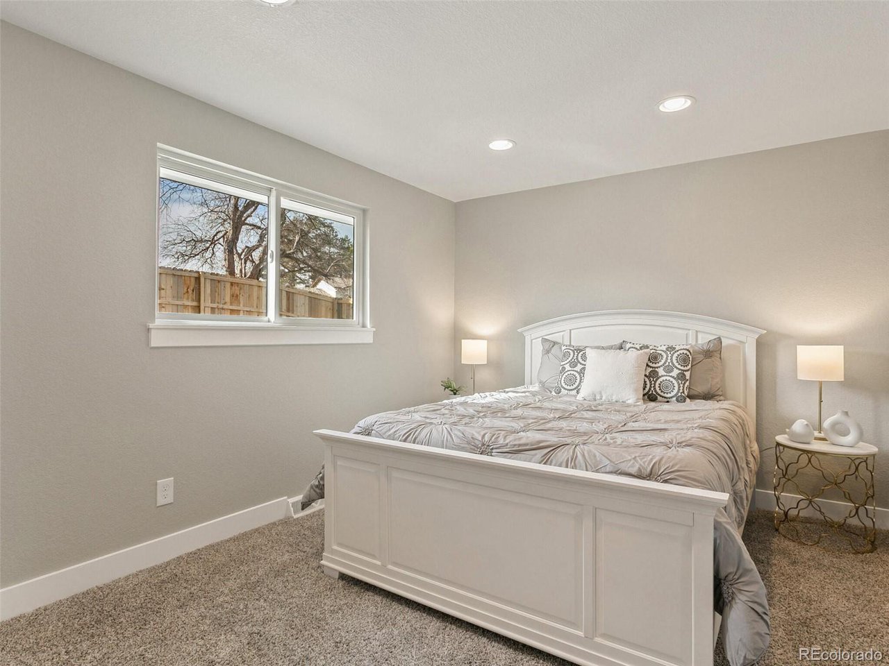 404 Helena Cir