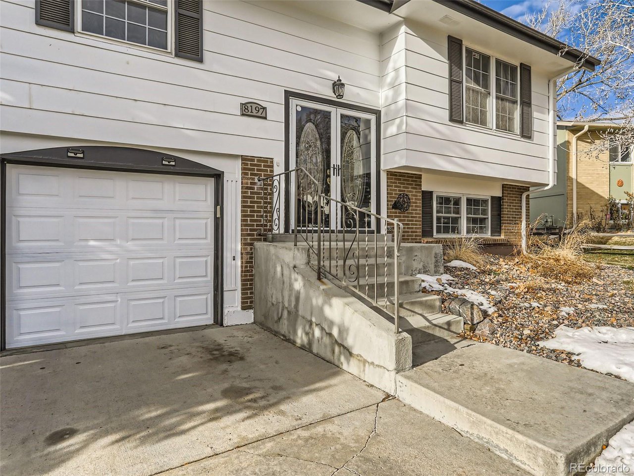 8197 Dudley Way