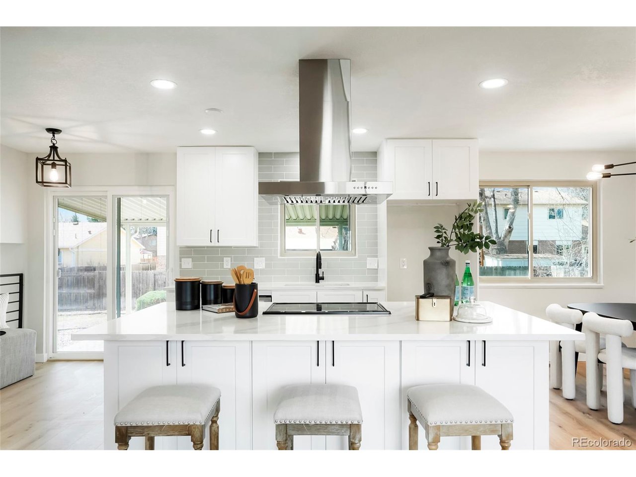 6985 Braun Ct