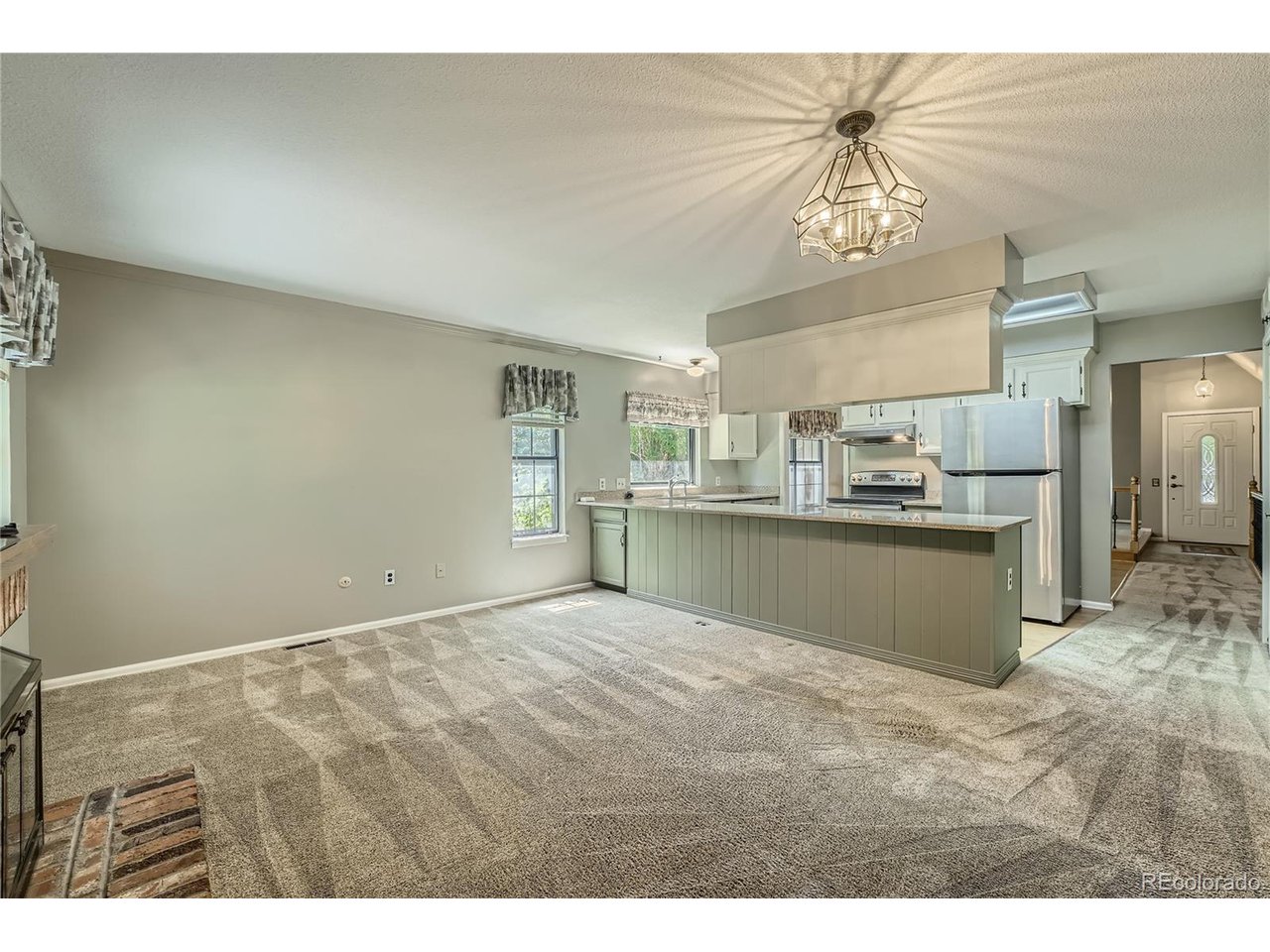 8164 Flower Cir