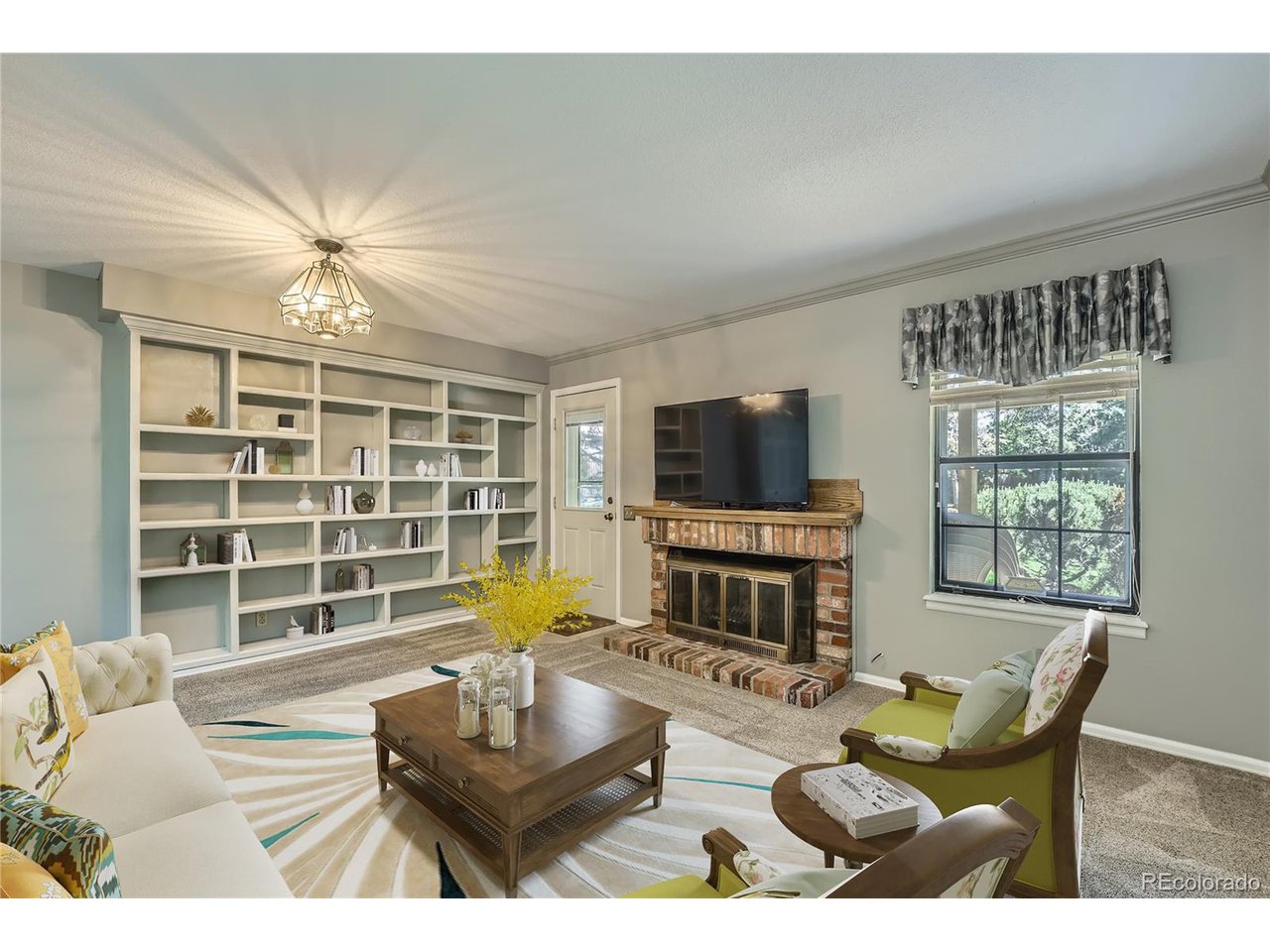 8164 Flower Cir