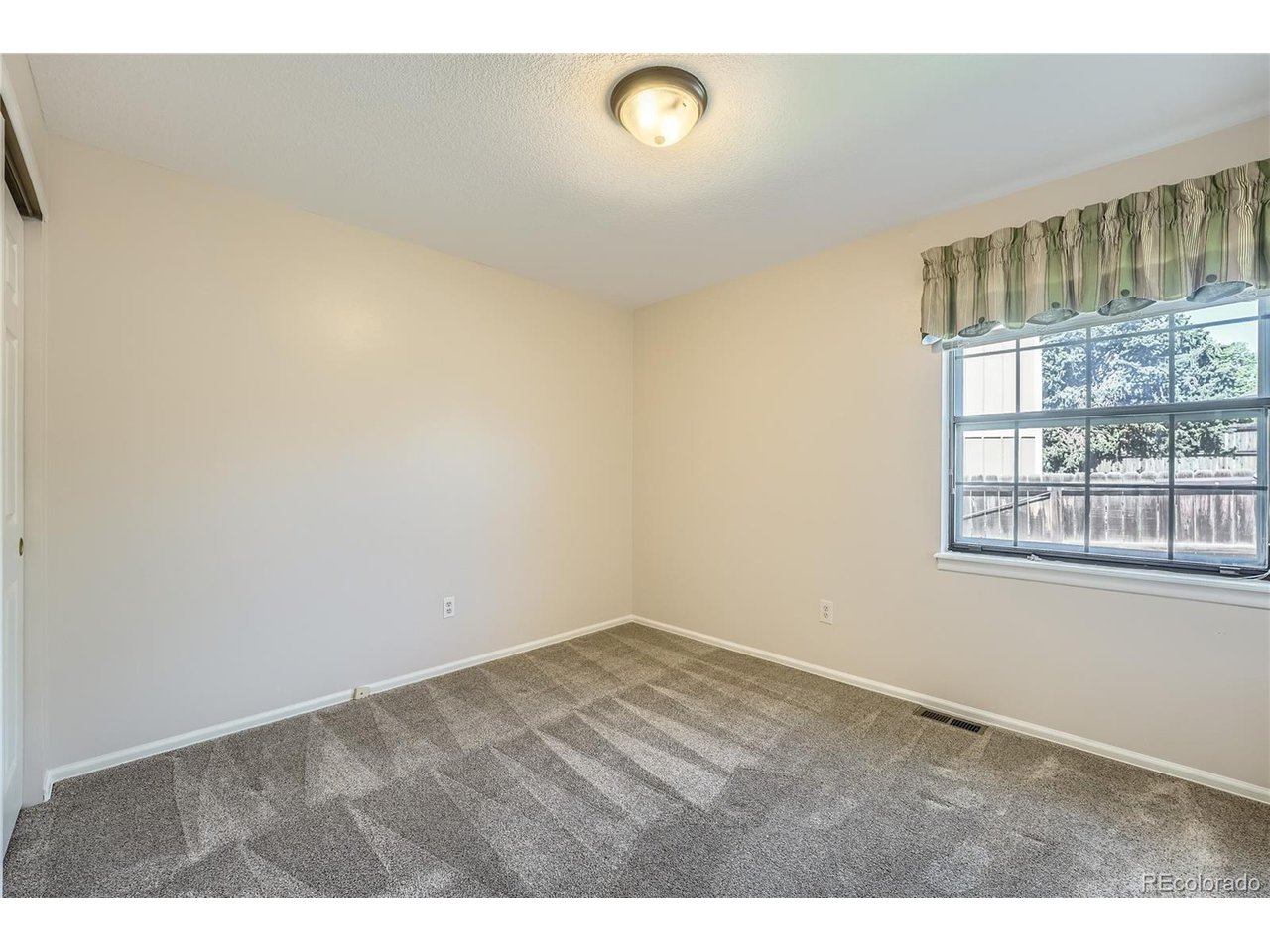 8164 Flower Cir