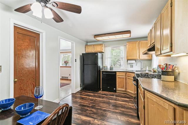 4285 Newland Street