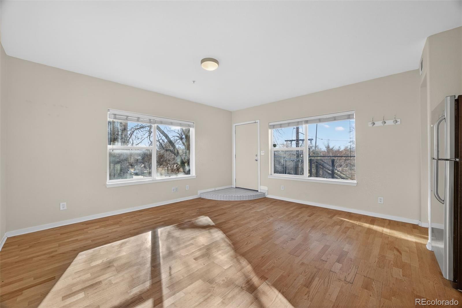 2389 S High Street Unit: 4