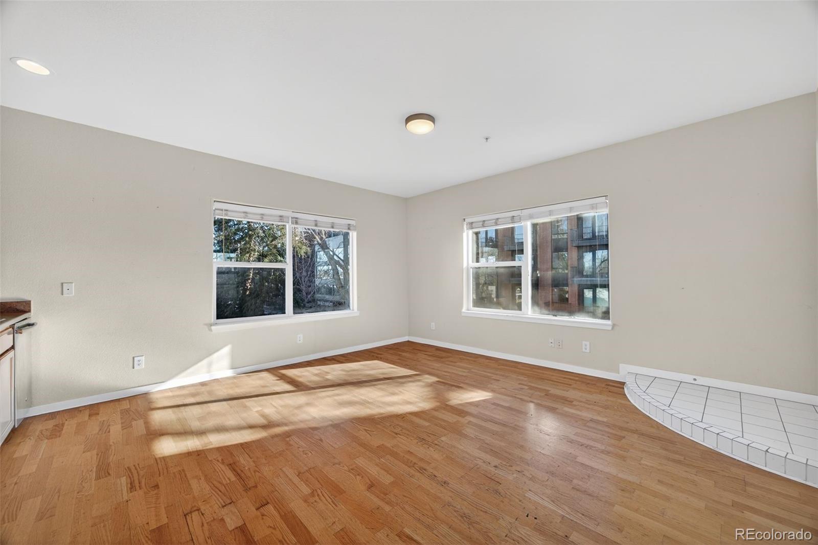 2389 S High Street Unit: 4