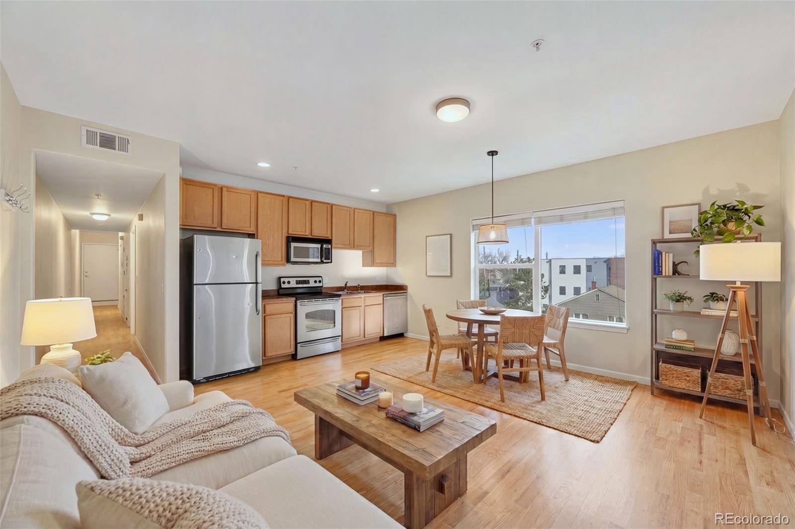 2389 S High Street Unit: 4