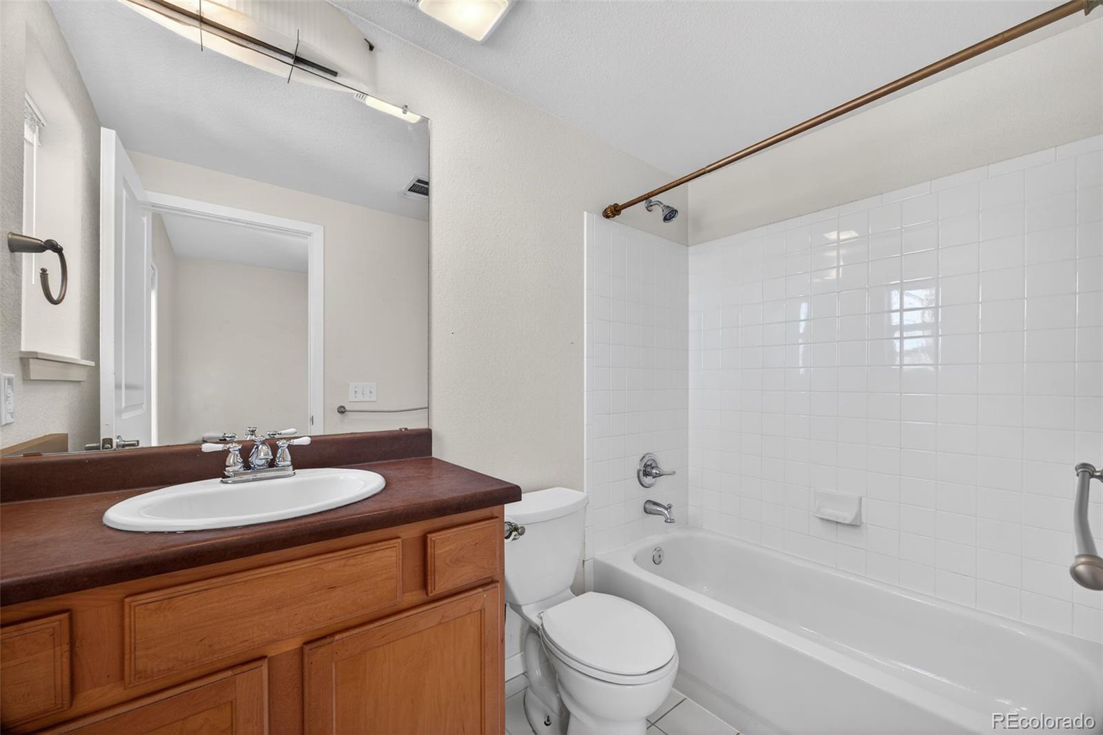 2389 S High Street Unit: 4