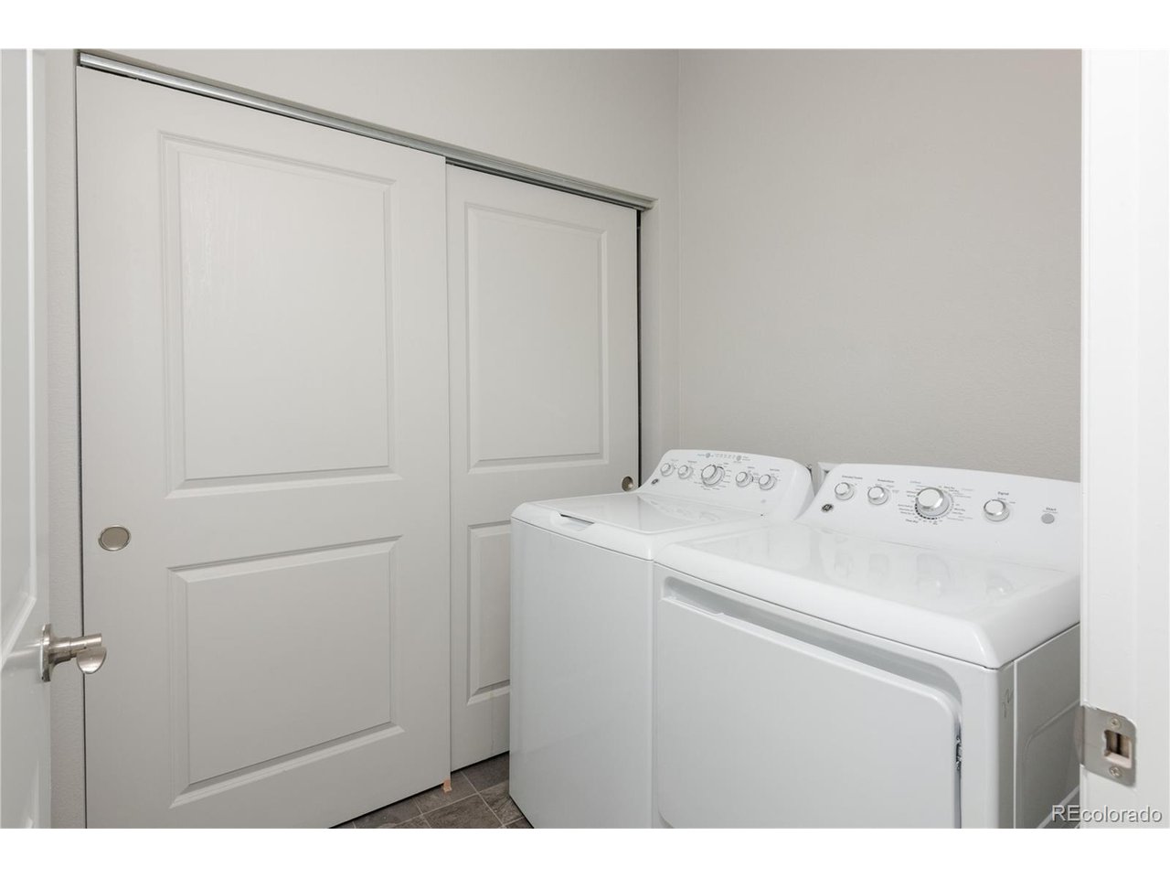 19722 W 93rd Pl E