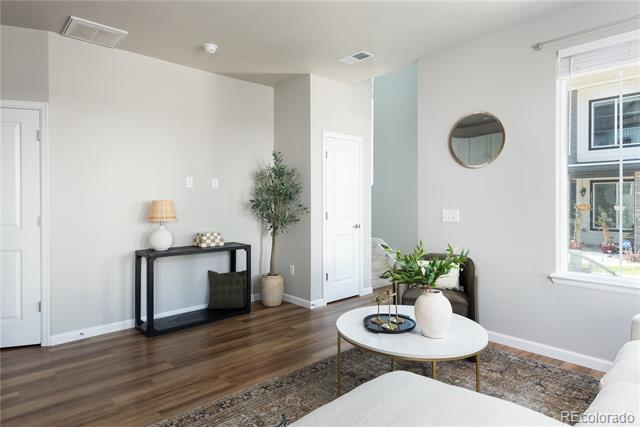 19722 W 93rd Place