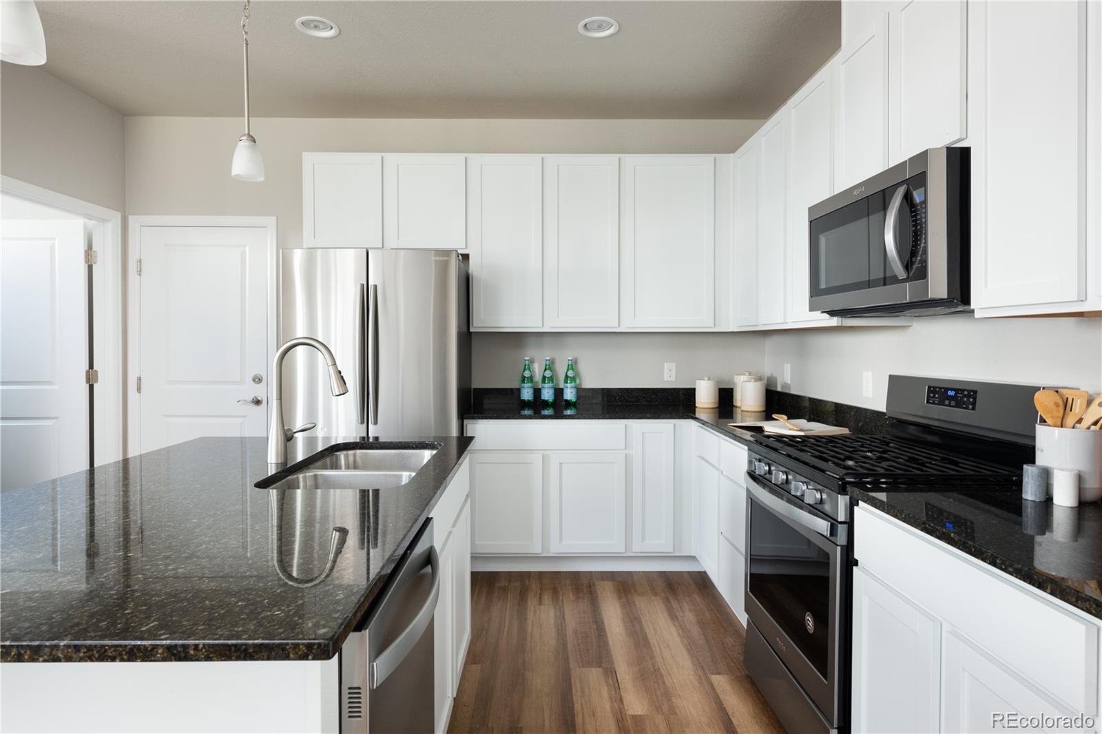 19722 W 93rd Place