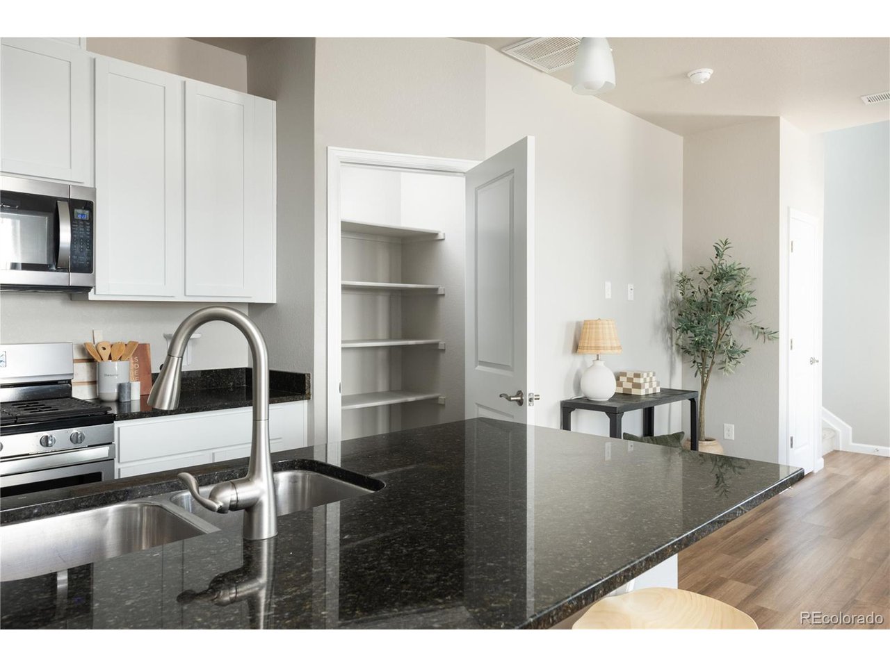 19722 W 93rd Pl E