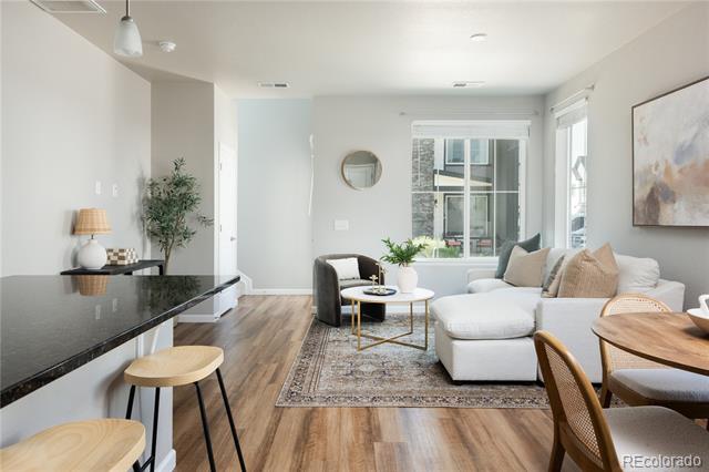 19722 W 93rd Place