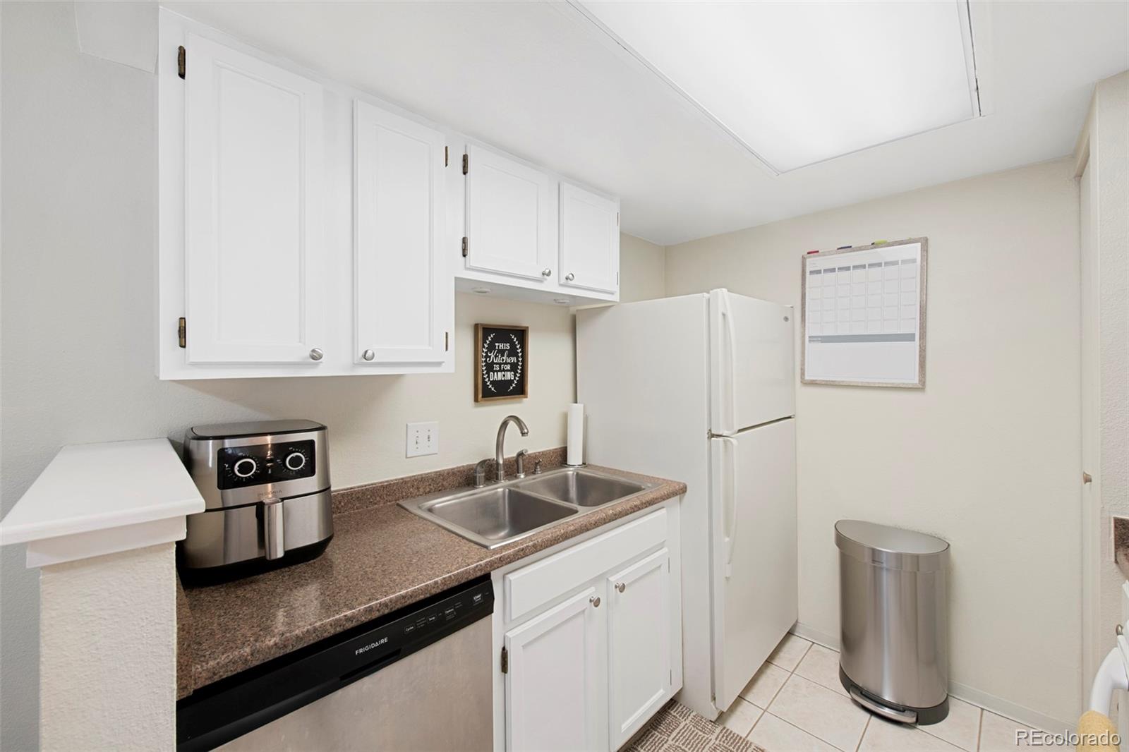 4400 S Quebec Street Unit: 205S
